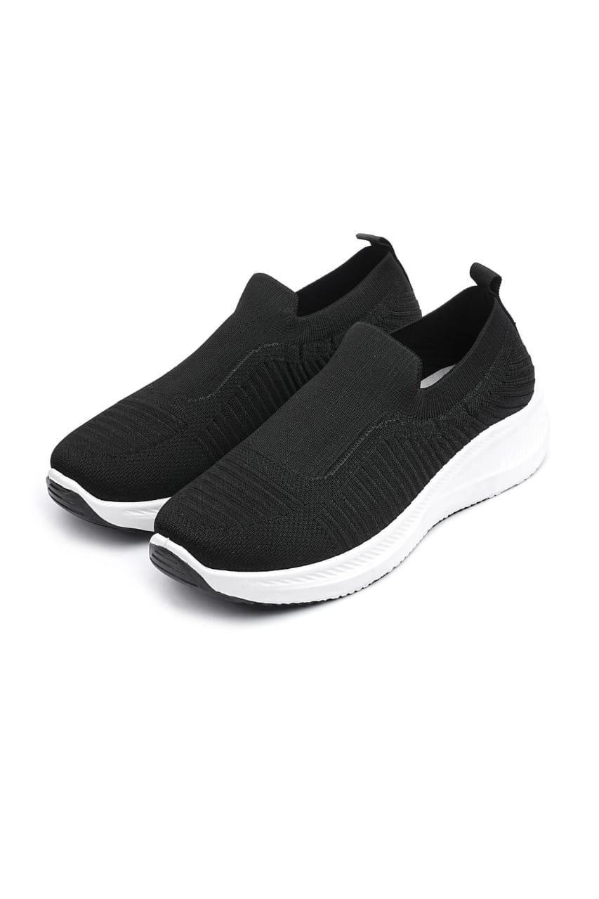 Men's Black Skechers Walking Shoes Size 40-45